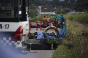 Muere motociclista al caer en zocavón de Las Gardenias