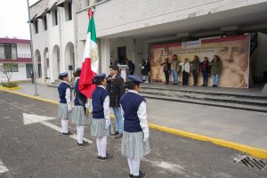 CONMEMORAN EN ACTO CÍVICO EL ANIVERSARIO DE LA PROMULGACIÓN DE LA CONSTITUCIÓN MEXICANA