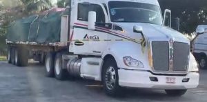 Localizan sin vida a trailero en autopista Cosoleacaque–La Tinaja