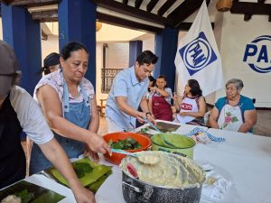 Reconoce dirigente del PAN, Isaac Luz a mujeres cordobesas