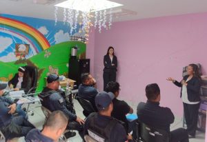 CAPACITAN A POLICÍA EN MATERIA DE PERSPECTIVA DE GÉNERO