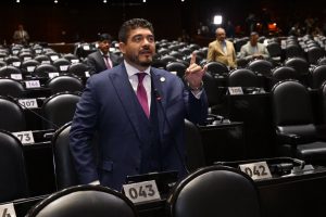 Zenyazen Escobar defiende al turismo de Veracruz ante desinformación generada por MC