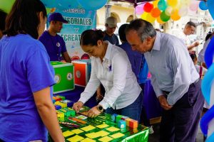Realizan feria por el Día Mundial de Concienciación sobre el Autismo