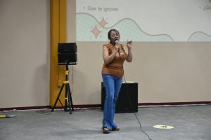 SMDIF brinda taller piscoeducativo para niñas y niños con juegos y aprendizaje