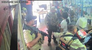 Agentes de la fiscalía realizan “cateo” sin orden, causan destrozos y presunto robo