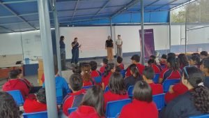 Orienta IMMUJER sobre “Violencia Digital”. En primaria de Fortín.