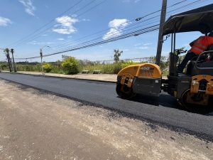 Avanza pavimentación en tramo del Recinto Ferial