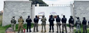 Asegura SEMAR inmueble y vehículos usados para distribución ilegal de gas LP