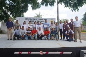 Reciben cementerios municipales certificación por mantener espacios libres de criaderos de dengue