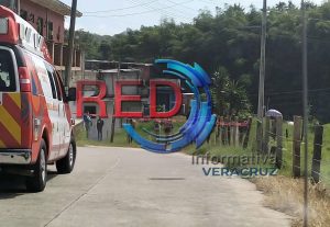 Muere adulto mayor en la banqueta