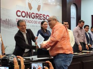 Congreso Local reconoce a Fortín como ejemplo de compromiso