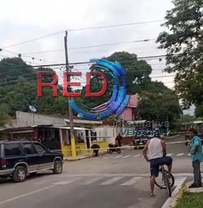 Balean a ex policia de la extinta Fuerza Civil en Río Seco