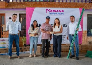 ENTREGAN SUBSIDIOS DE CALENTADORES SOLARES EN IXHUATLÁN
